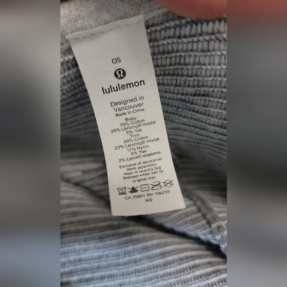 Lululemon Athletica Gray & White Ribbed It All Lines Up Poncho Women’s‎ One Size